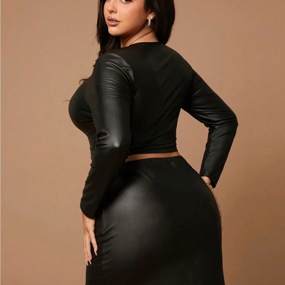 SHEIN Black Mini Skirt